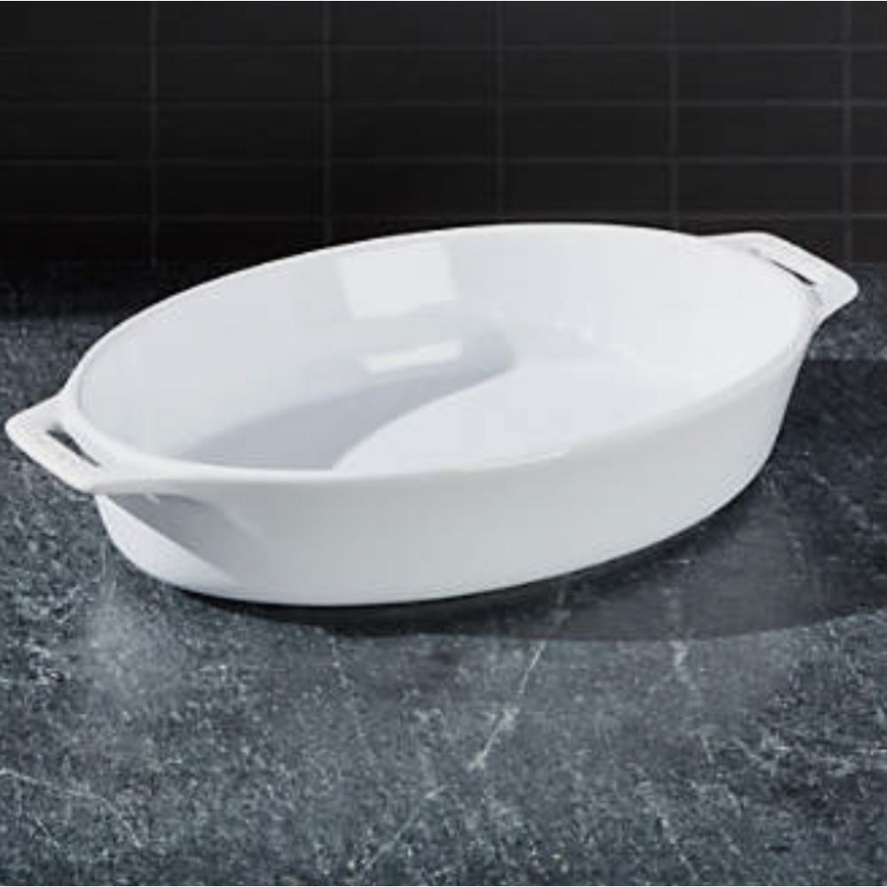 Staub Ceramic Oval 2QT Baking Dish- White